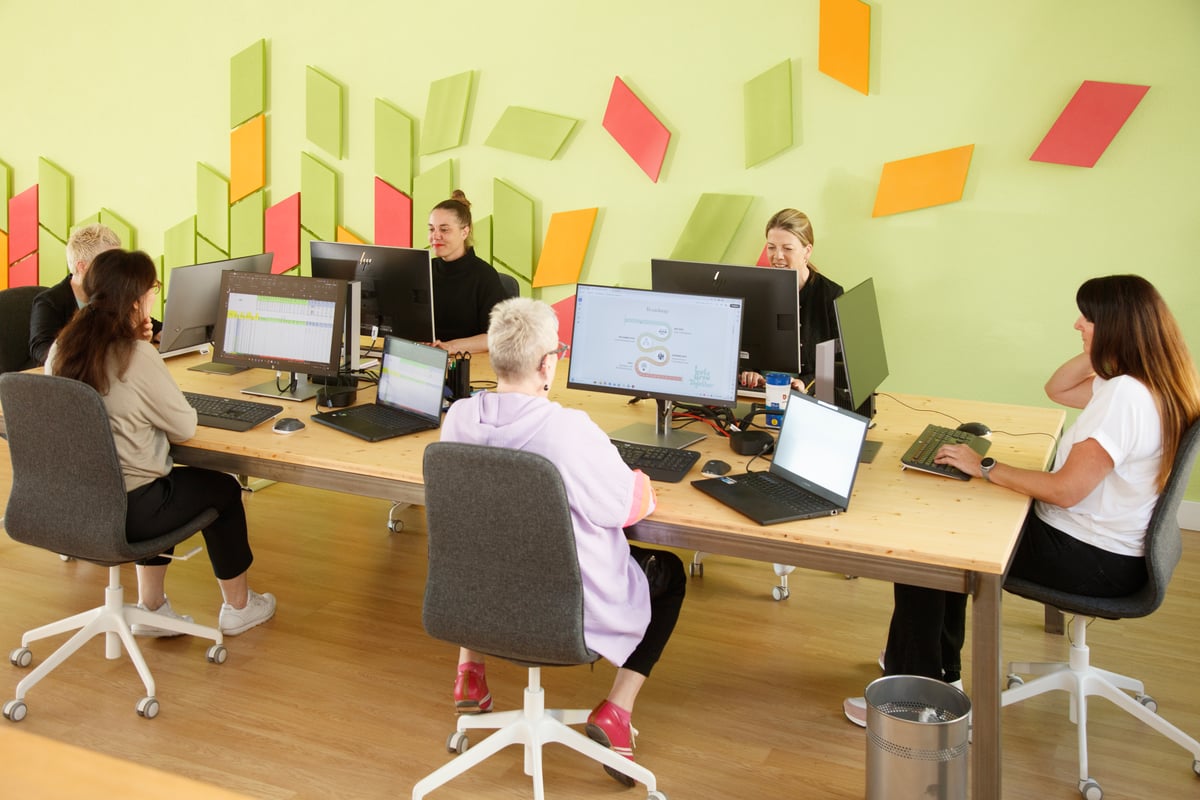 https://27114820.fs1.hubspotusercontent-eu1.net/hubfs/27114820/Teamarbeit%20in%20Aktion%20%2857%29.jpg